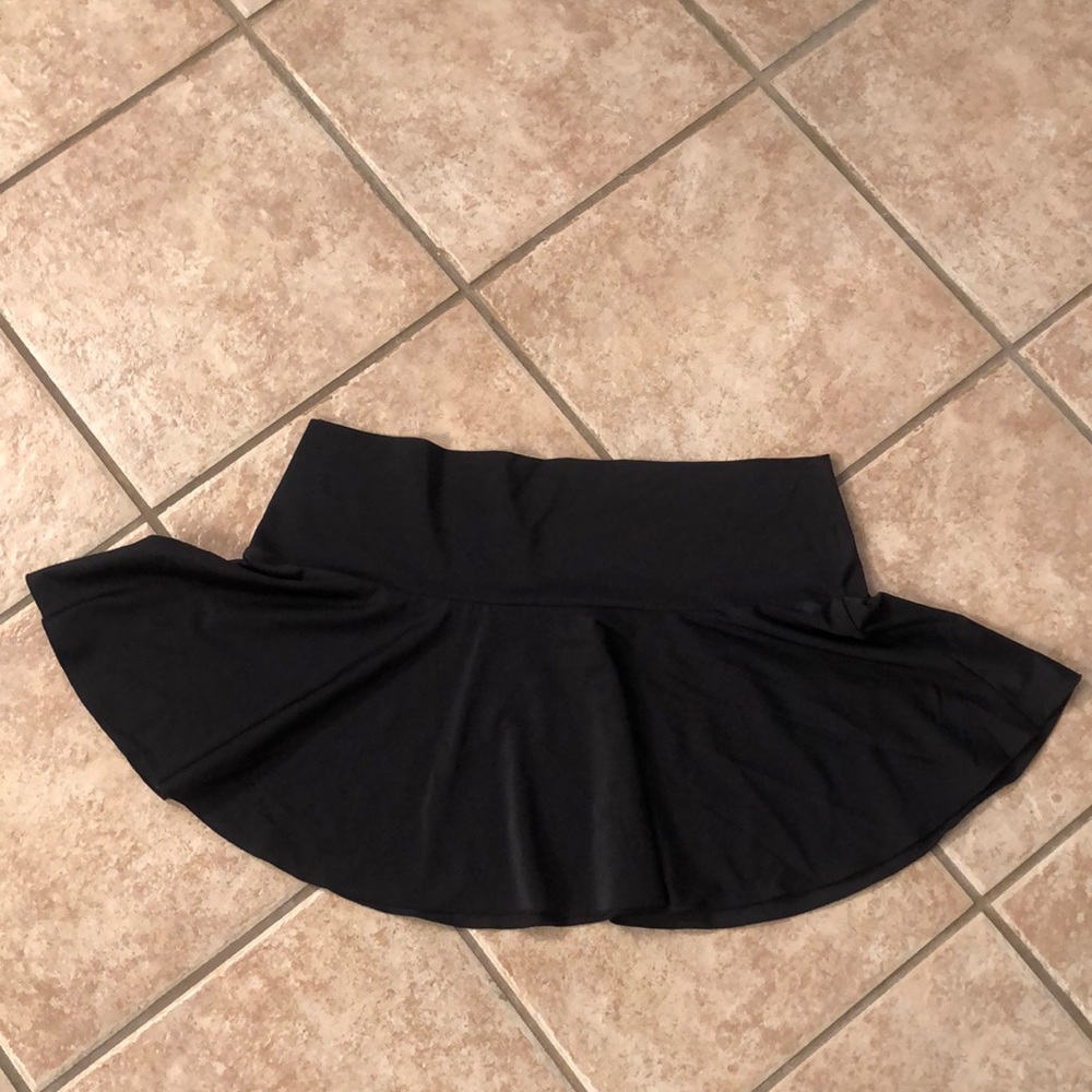 Victoria’s Secret Black Swim Skirt coverup XL
